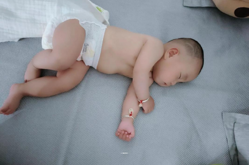 荣成为什么孕妇脚长湿疹